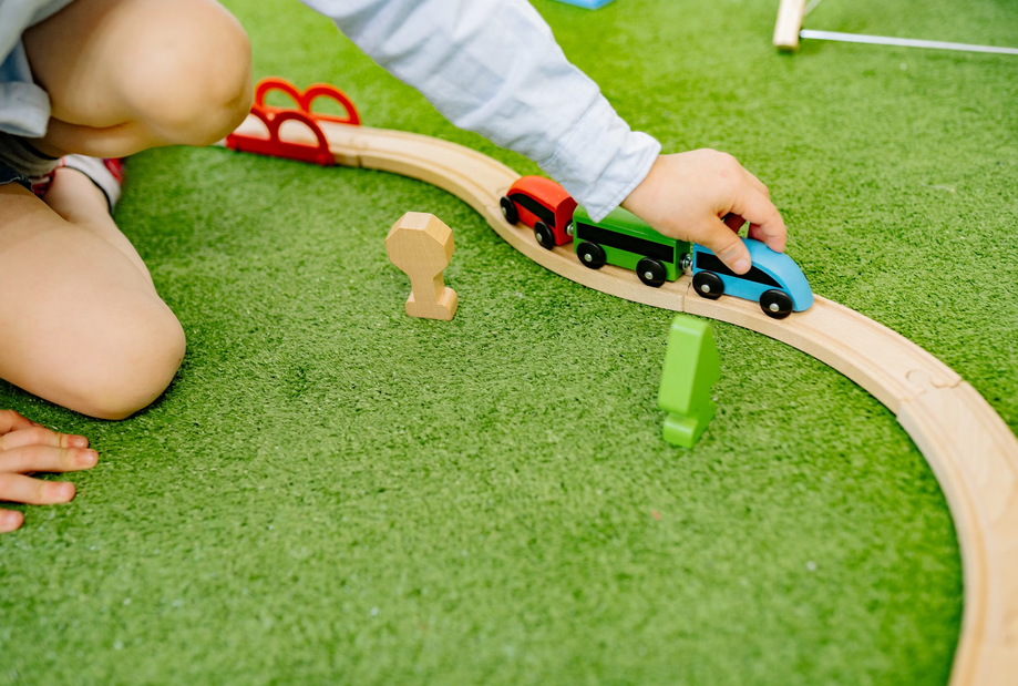 Helping Children Learn Through Everyday Experiences